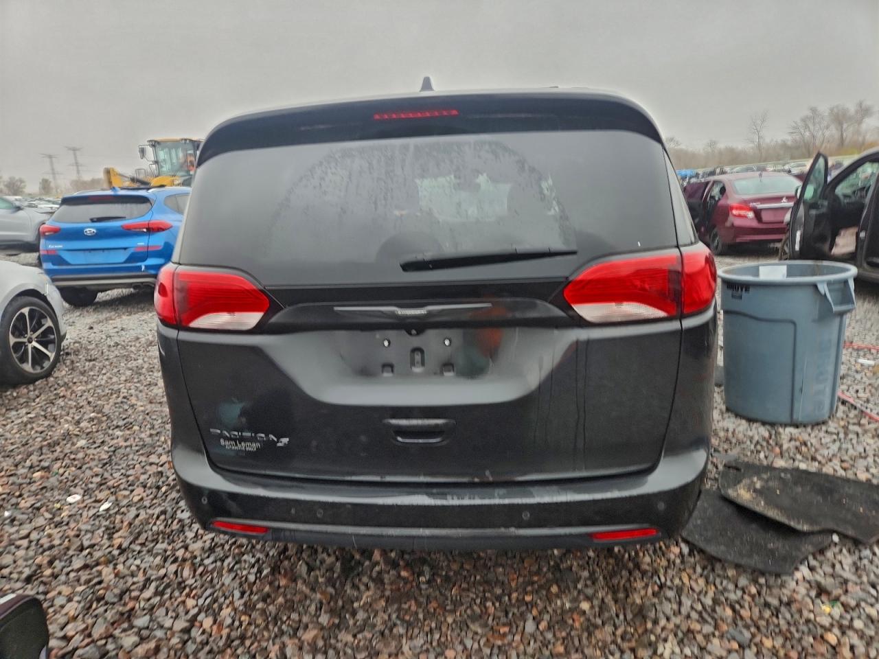 2019 Chrysler Pacifica Touring Plus VIN: 2C4RC1FG9KR567485 Lot: 93764345