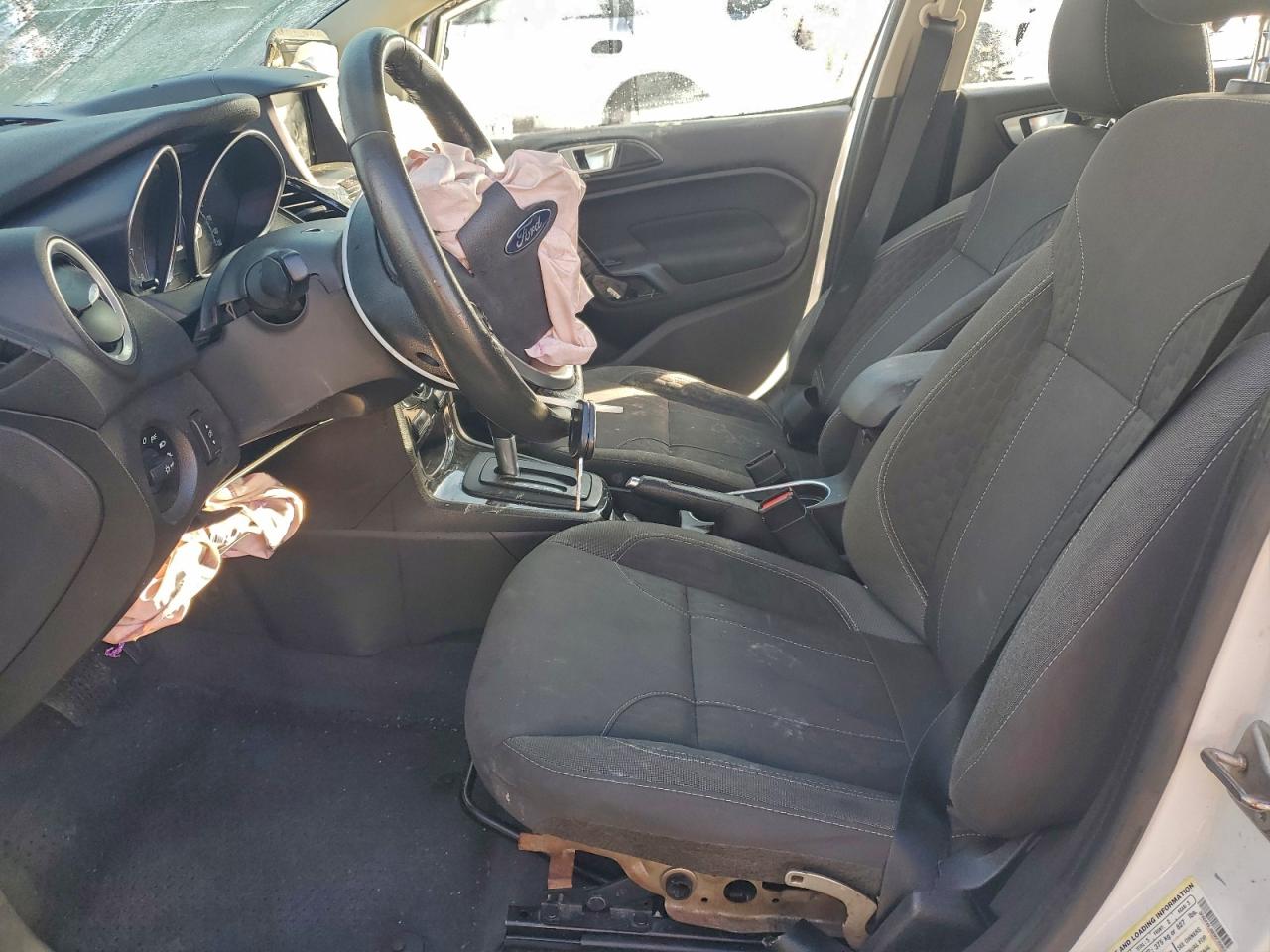 2014 Ford Fiesta Se VIN: 3FADP4EJ8EM235052 Lot: 93963785