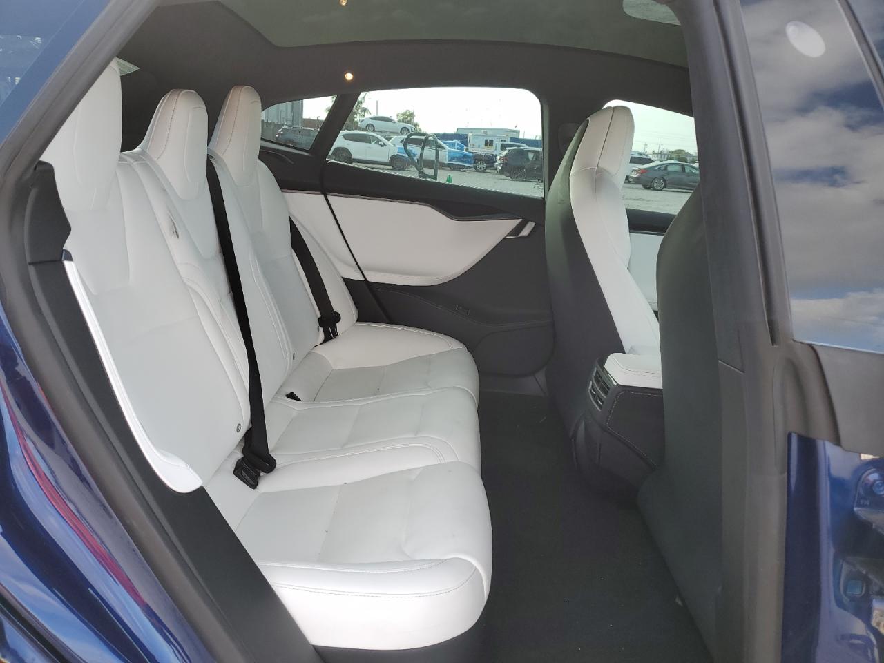 2019 Tesla Model S VIN: 5YJSA1E22KF308765 Lot: 92058085