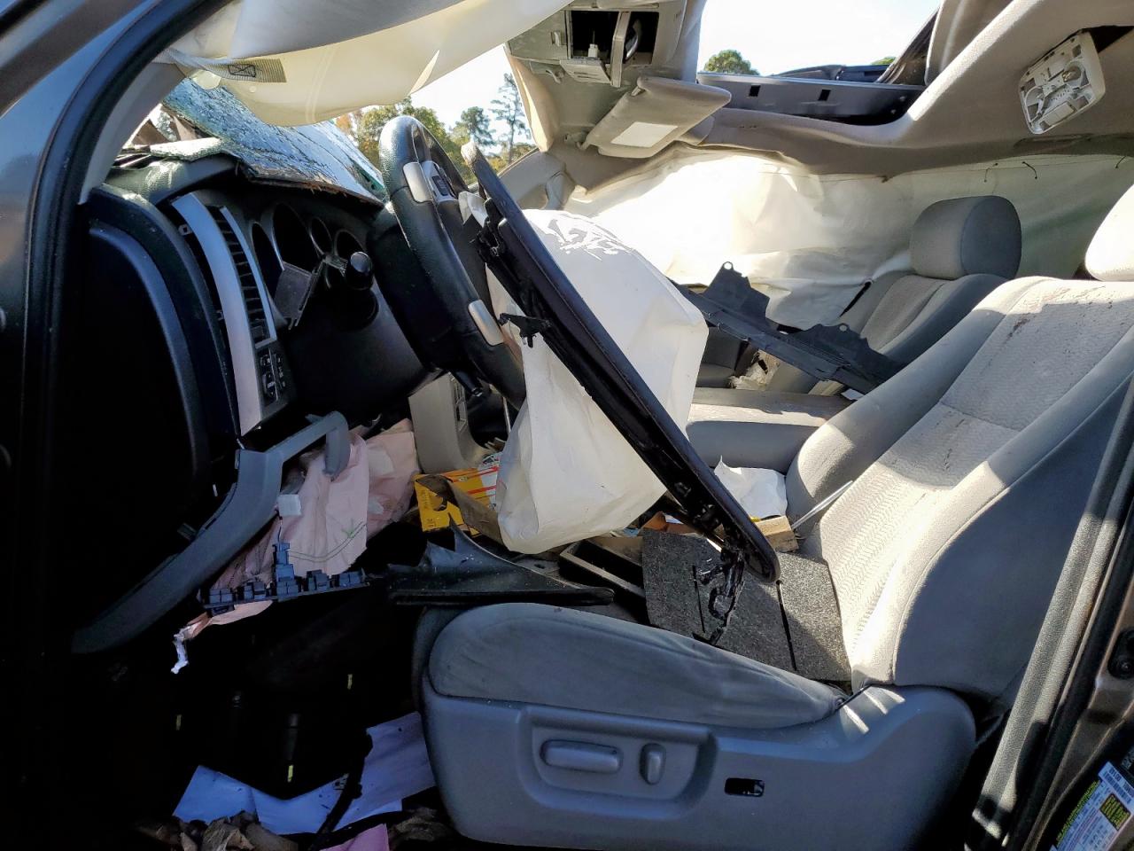 2016 Toyota Sequoia Sr5 VIN: 5TDBW5G18GS130540 Lot: 92404675