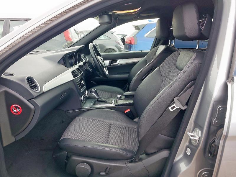 2011 MERCEDES-BENZ C CLASS C180 BLUEEFFICIENCY SPORT EDITION 125 4DR AUTO