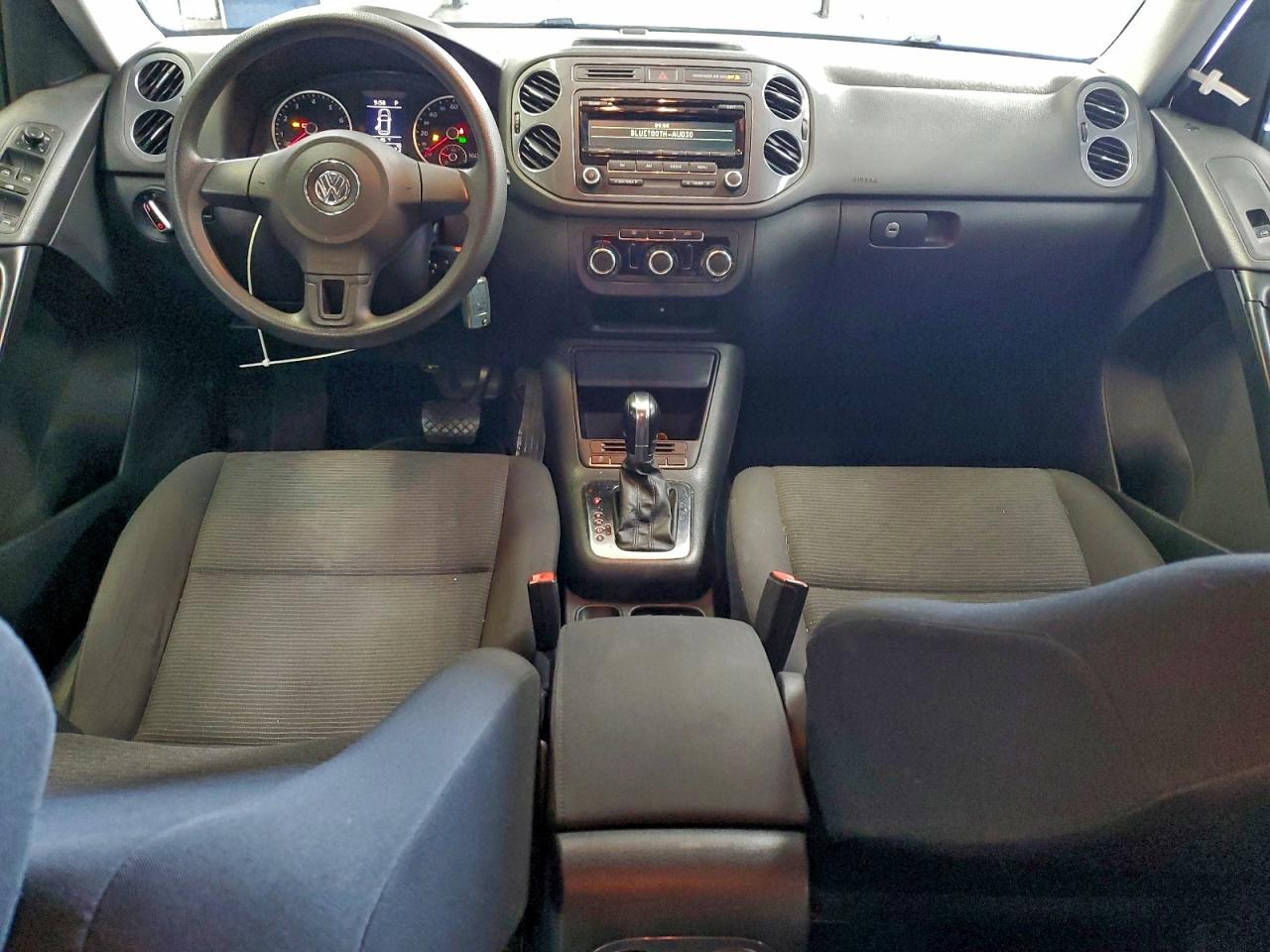 2012 Volkswagen Tiguan S VIN: WVGBV7AX4CW608051 Lot: 93336425