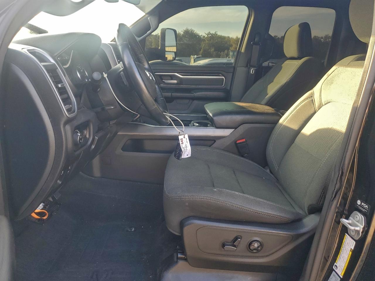 2021 Ram 1500 Big Horn/Lone Star VIN: 1C6RREBG6MN828686 Lot: 93902095