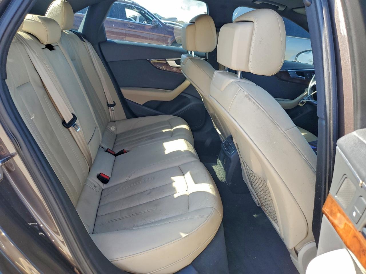 2017 Audi A4 Premium VIN: WAUGNAF46HN034021 Lot: 92049215