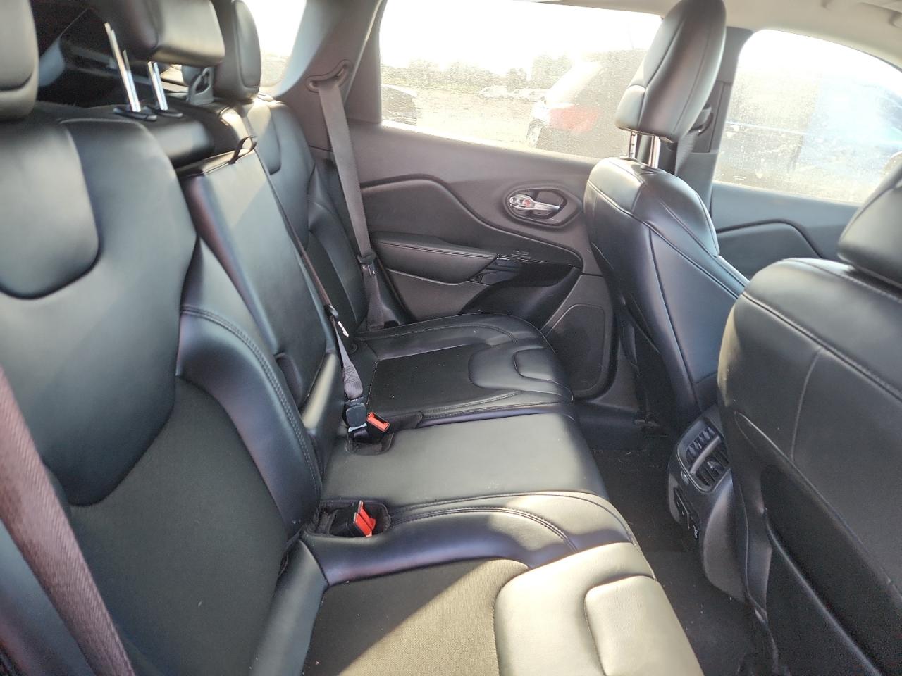 2020 Jeep Cherokee Latitude Plus VIN: 1C4PJLLB7LD560931 Lot: 91692025