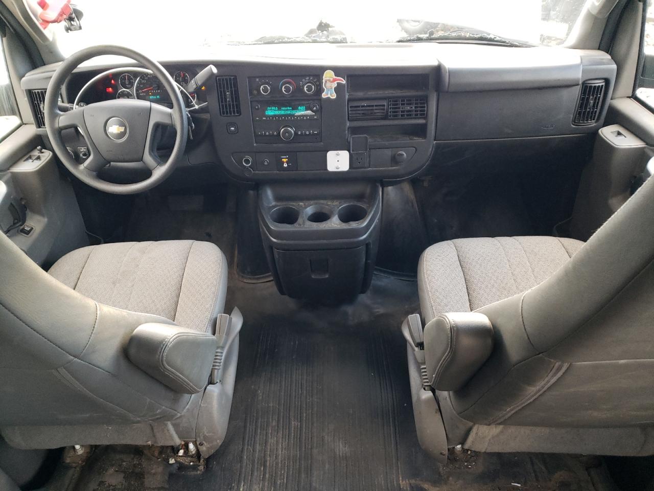 2017 Chevrolet Express G2500 VIN: 1GCWGAFF7H1158994 Lot: 93068515