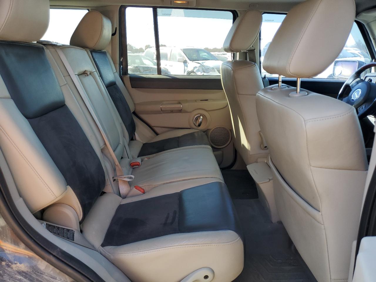 2007 Jeep Commander Overland VIN: 1J8HG68237C635691 Lot: 92432865