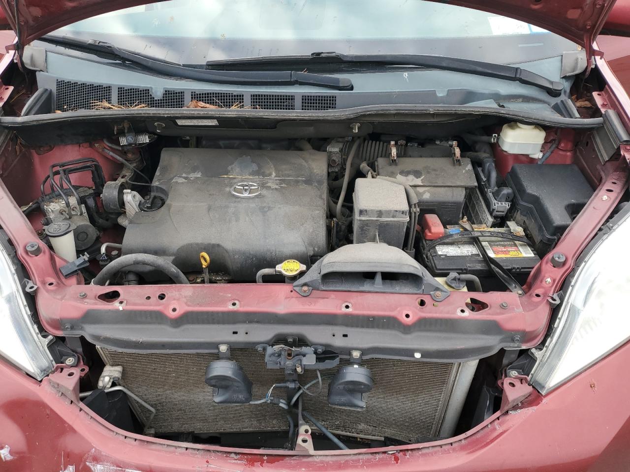 2011 Toyota Sienna Xle VIN: 5TDYK3DC8BS136489 Lot: 85425445