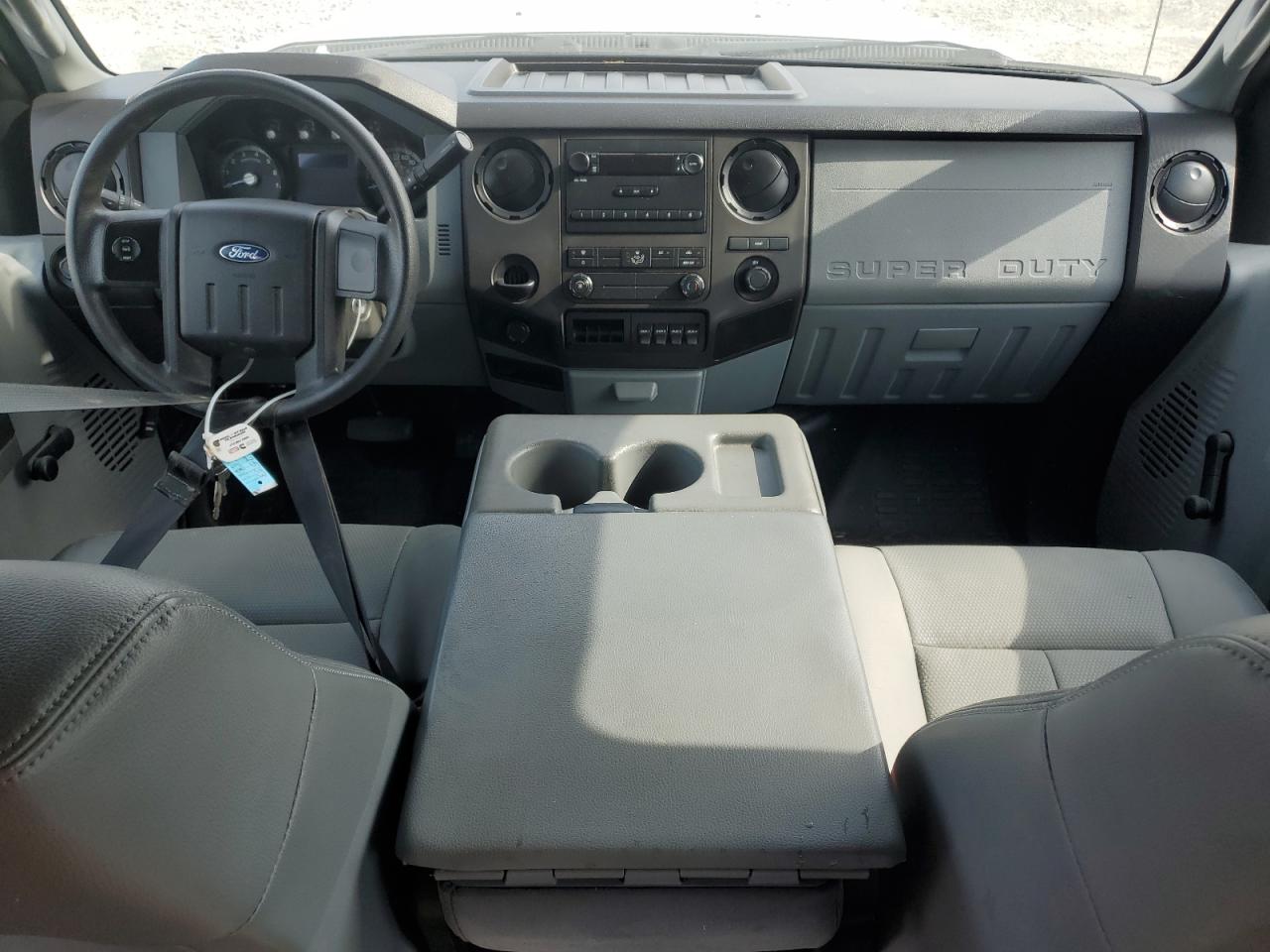 2015 Ford F350 Super Duty Flatbed Truck VIN: 1FD8W3G64FEC57716 Lot: 92682795