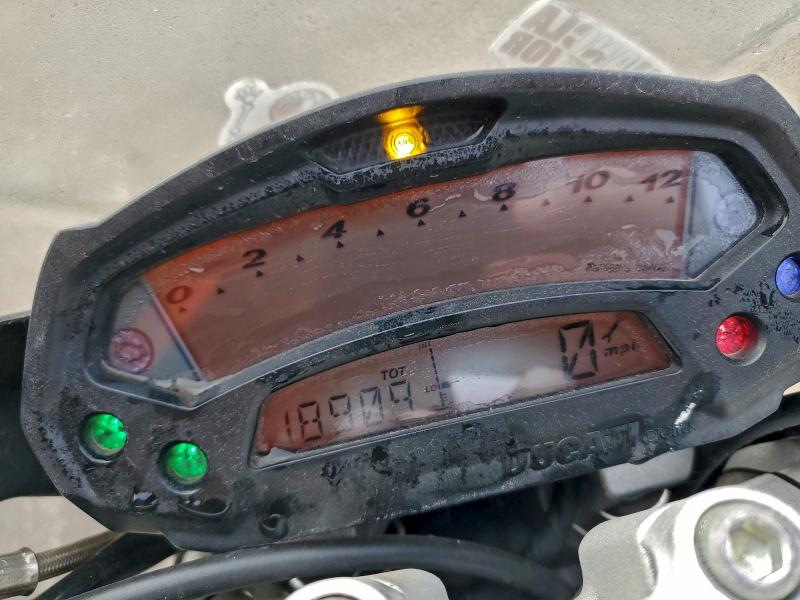 2013 DUCATI MONSTER 696  