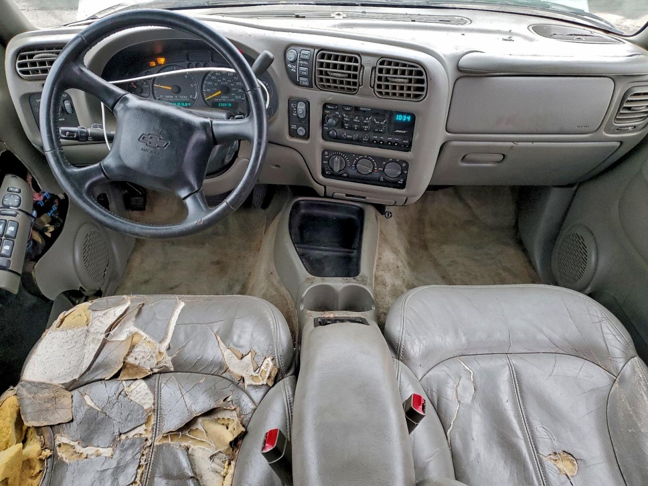 2000 Chevrolet Blazer VIN: 1GNDT13W1Y2185990 Lot: 94194855