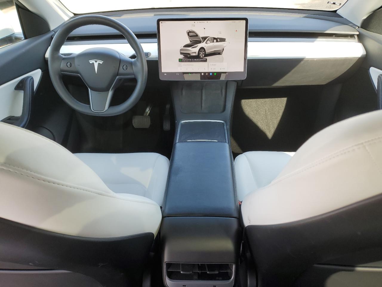 2022 Tesla Model Y VIN: 7SAYGDEEXNF411086 Lot: 91386085