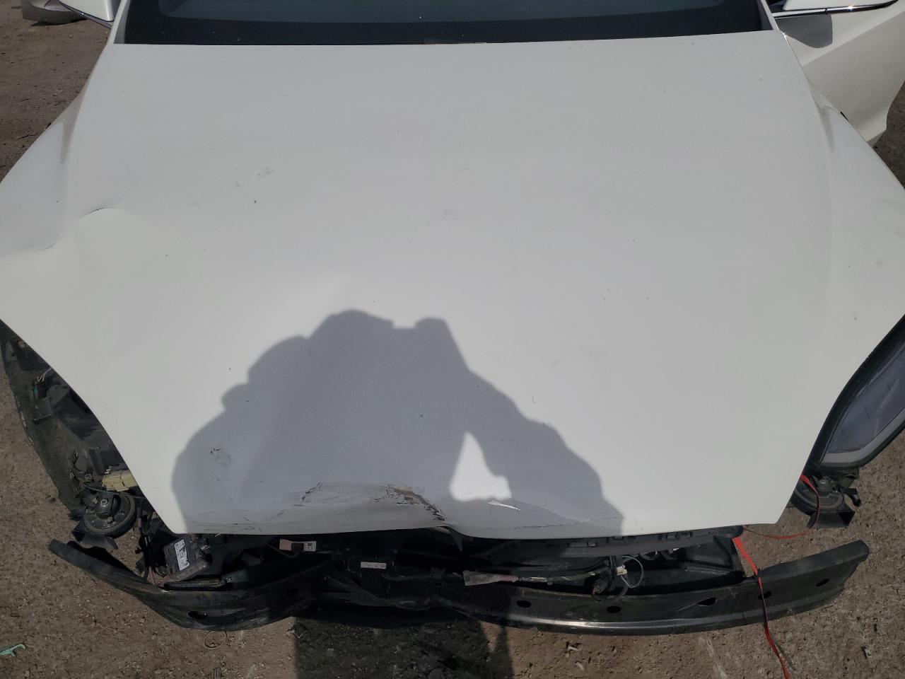 2016 Tesla Model X VIN: 5YJXCBE27GF027266 Lot: 92024655