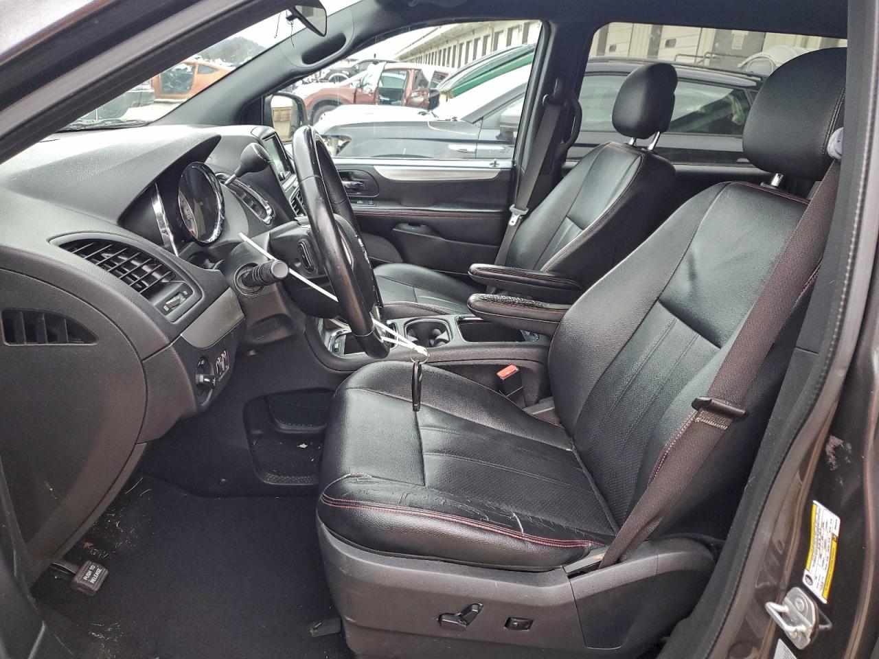 2016 Dodge Grand Caravan R/T VIN: 2C4RDGEG3GR344576 Lot: 94087685