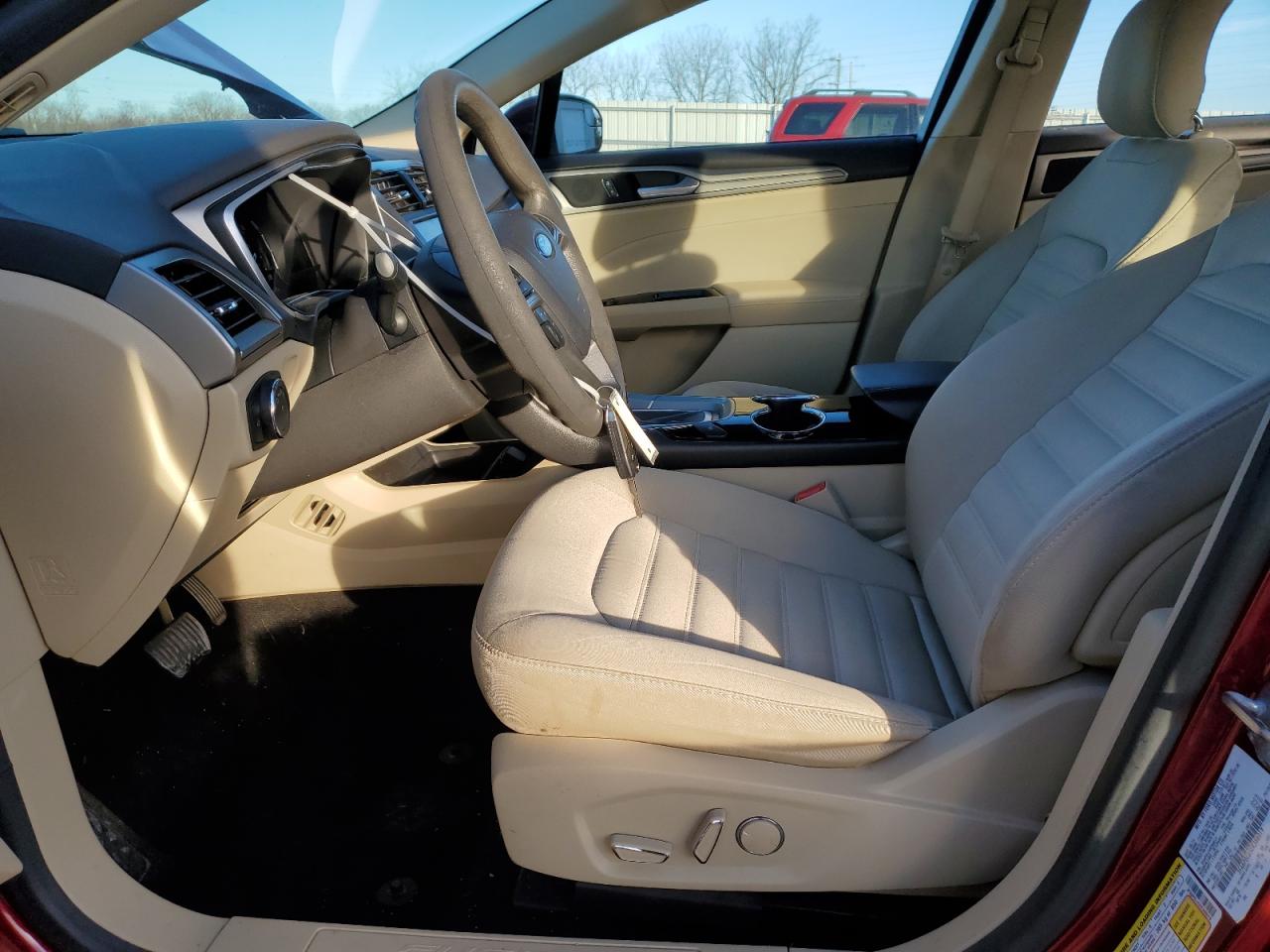 2014 Ford Fusion Se Hybrid VIN: 3FA6P0LU5ER388019 Lot: 92384415