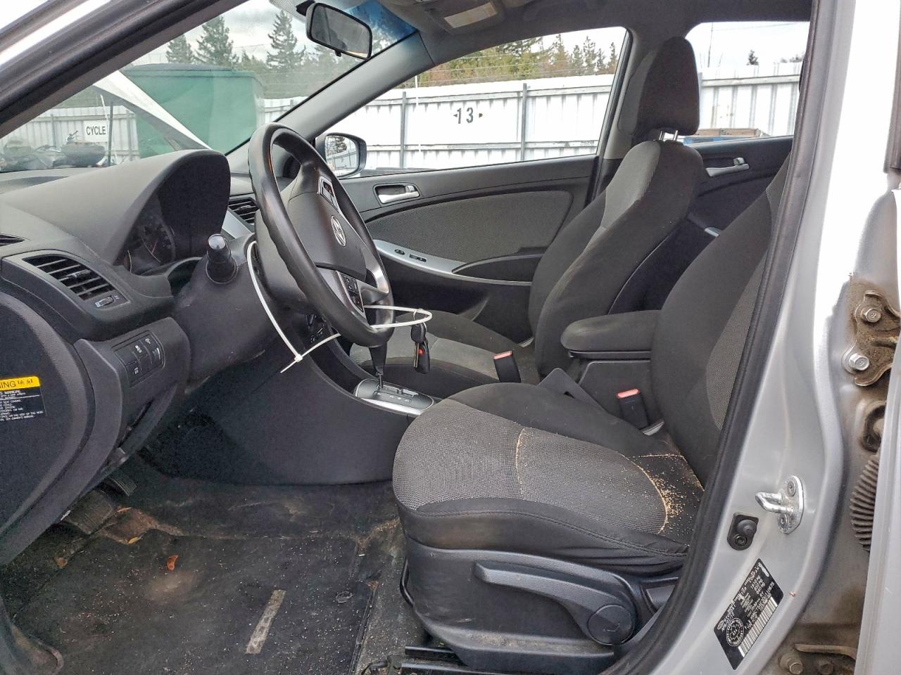 2013 Hyundai Accent Gls VIN: KMHCT5AE3DU110675 Lot: 94162535