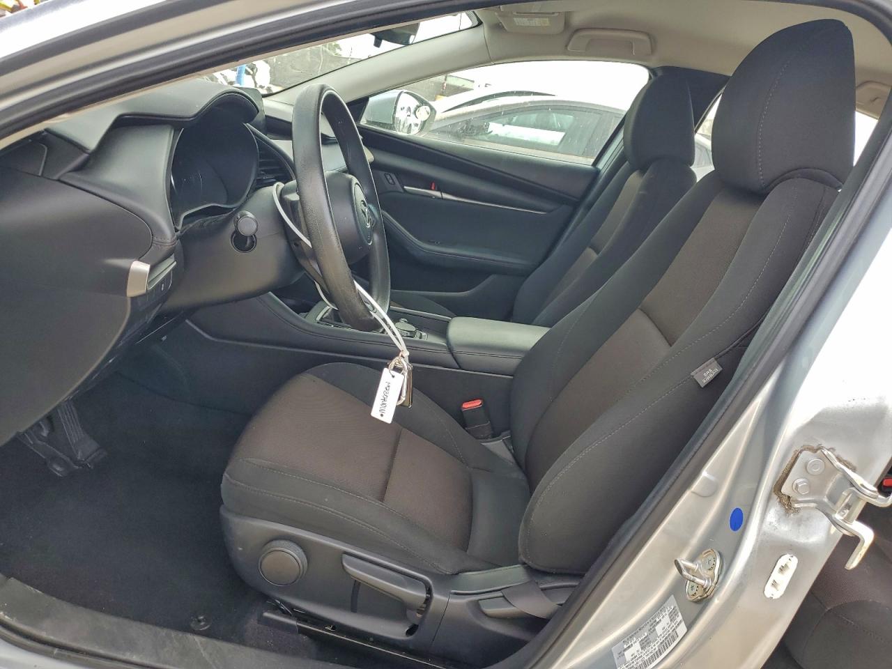 2019 Mazda 3 VIN: 3MZBPABL1KM111803 Lot: 93938285