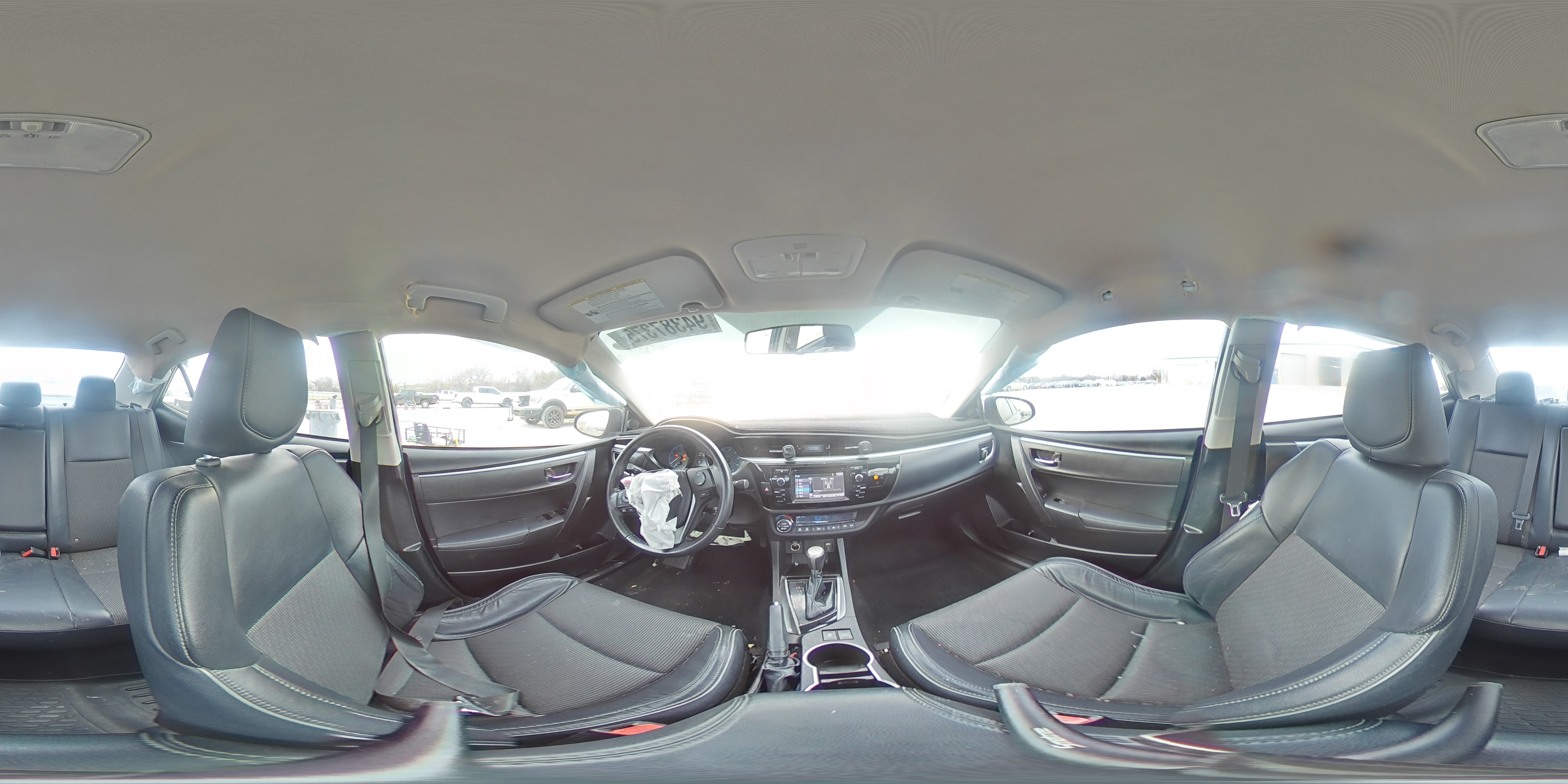 2015 Toyota Corolla L VIN: 5YFBURHE0FP201820 Lot: 94387375