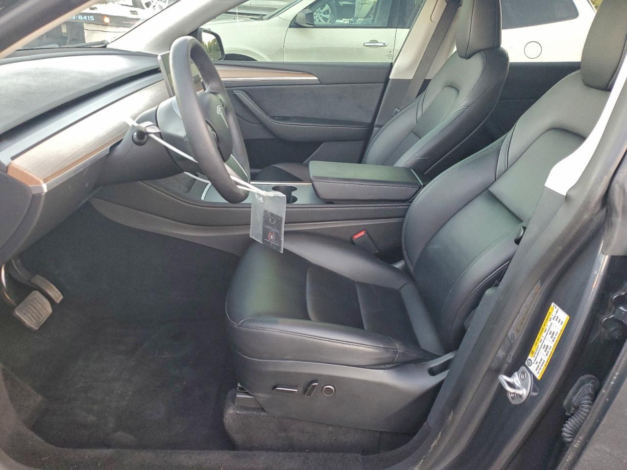 2023 Tesla Model Y VIN: 7SAYGDEE7PA107746 Lot: 93855255