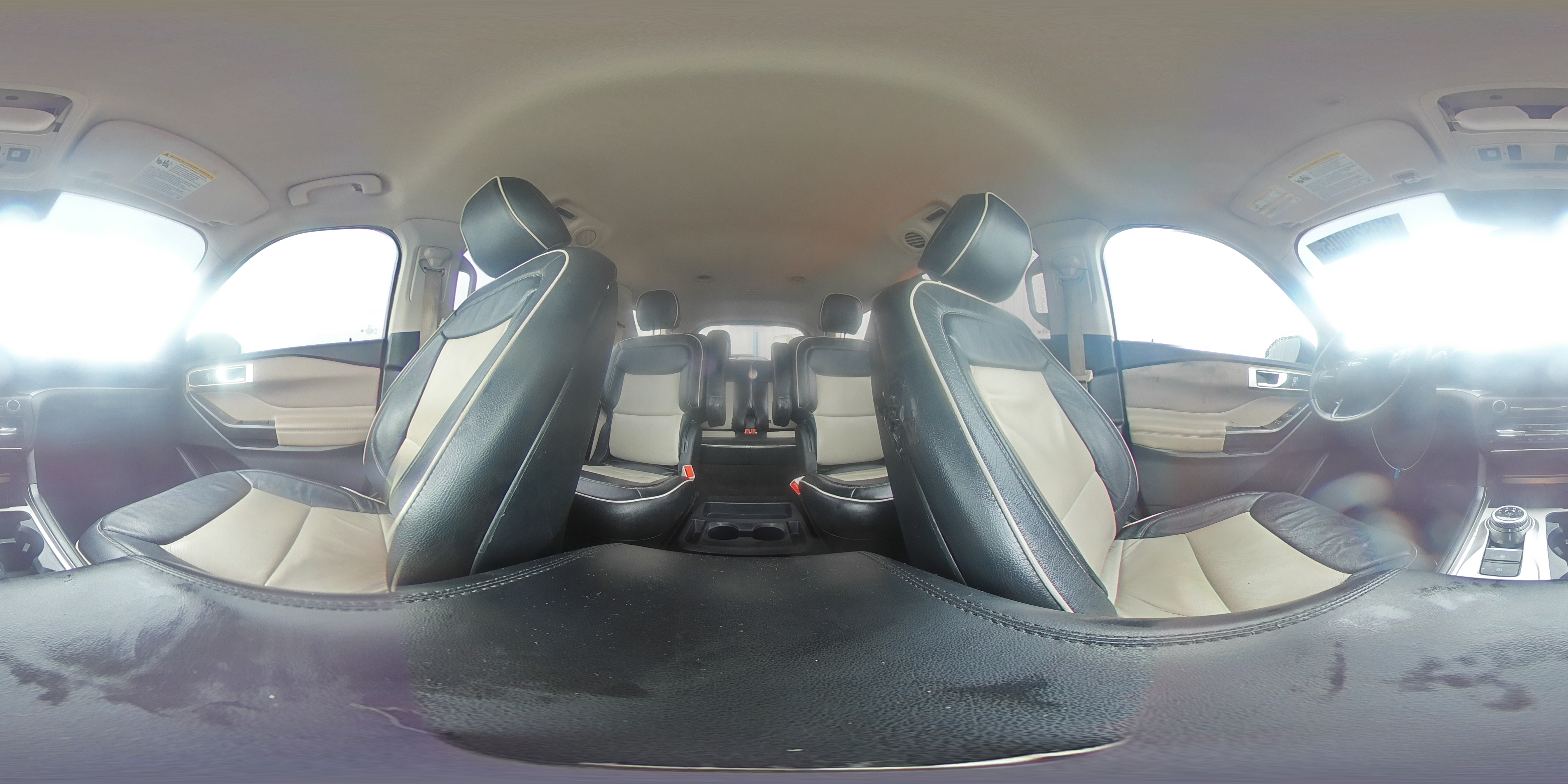 2020 Ford Explorer Xlt VIN: 1FMSK7DH4LGB33038 Lot: 93829005