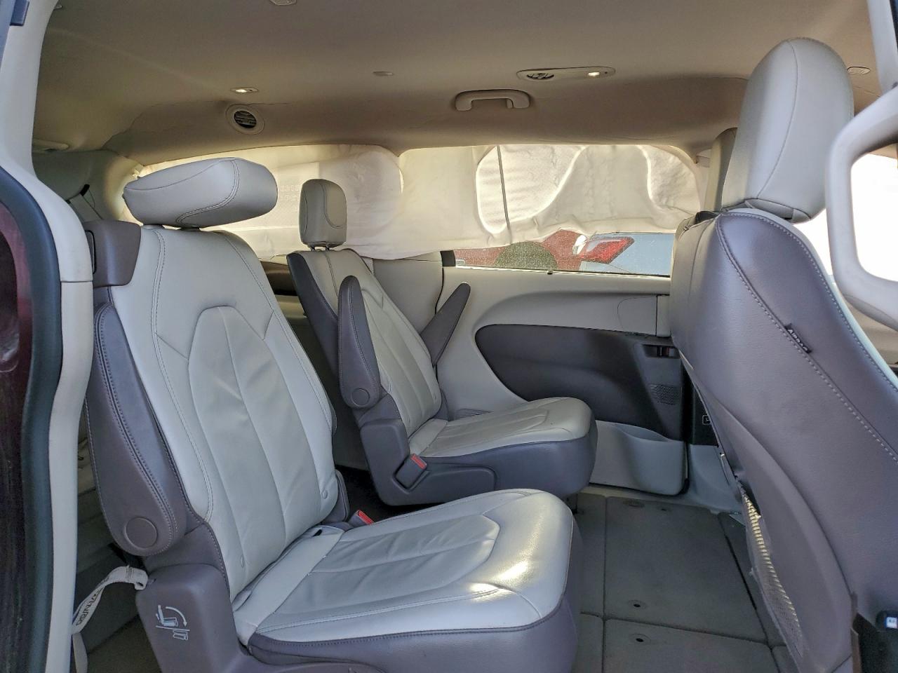 2017 Chrysler Pacifica Touring L VIN: 2C4RC1BG5HR758934 Lot: 94309315