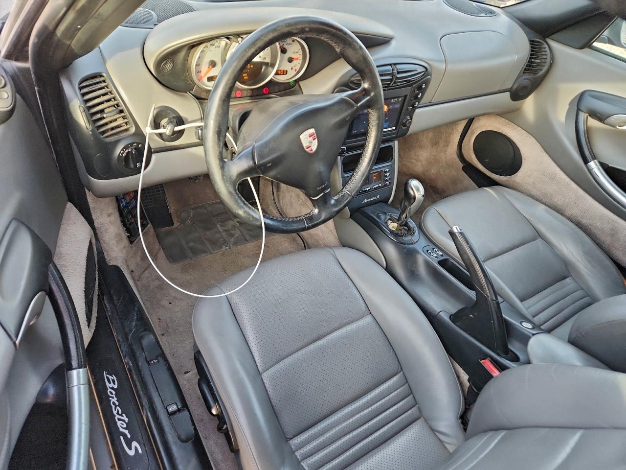 2001 Porsche Boxster S VIN: WP0CB29881U663130 Lot: 93699555