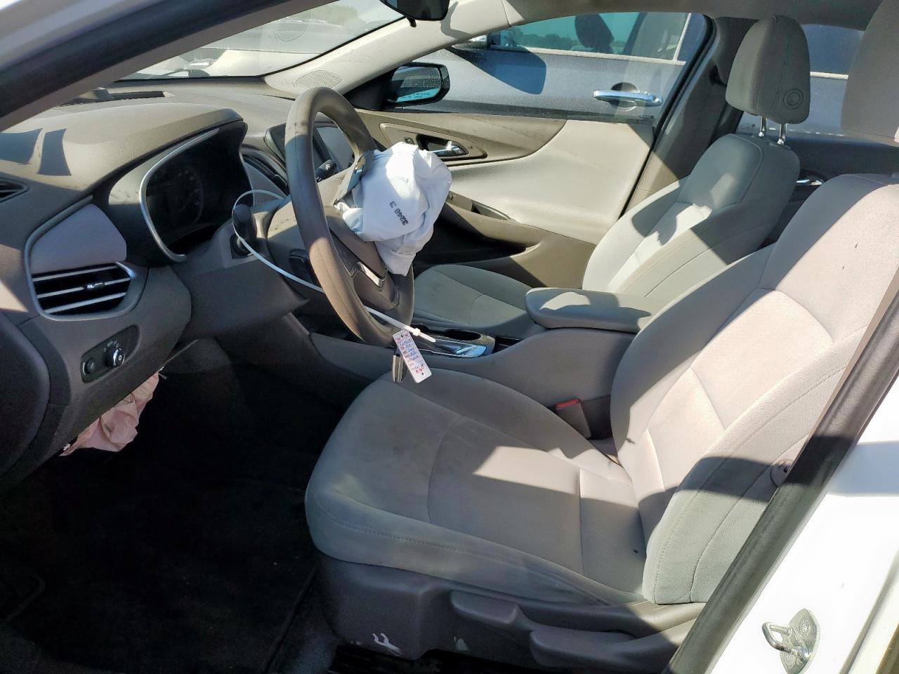 2018 Chevrolet Malibu Ls VIN: 1G1ZB5ST7JF232821 Lot: 90404135