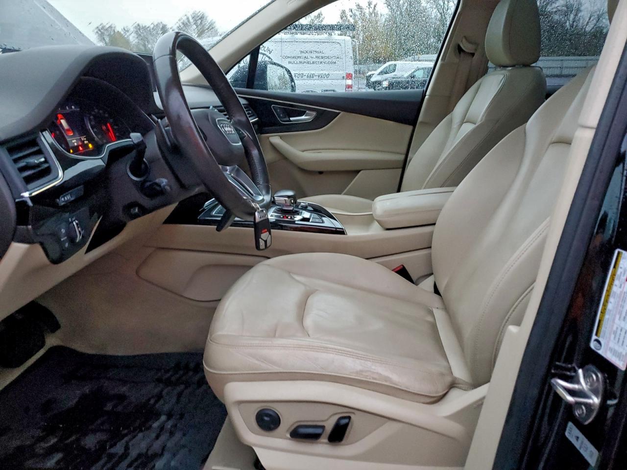 2017 Audi Q7 Premium Plus VIN: WA1LHAF75HD056286 Lot: 94572325