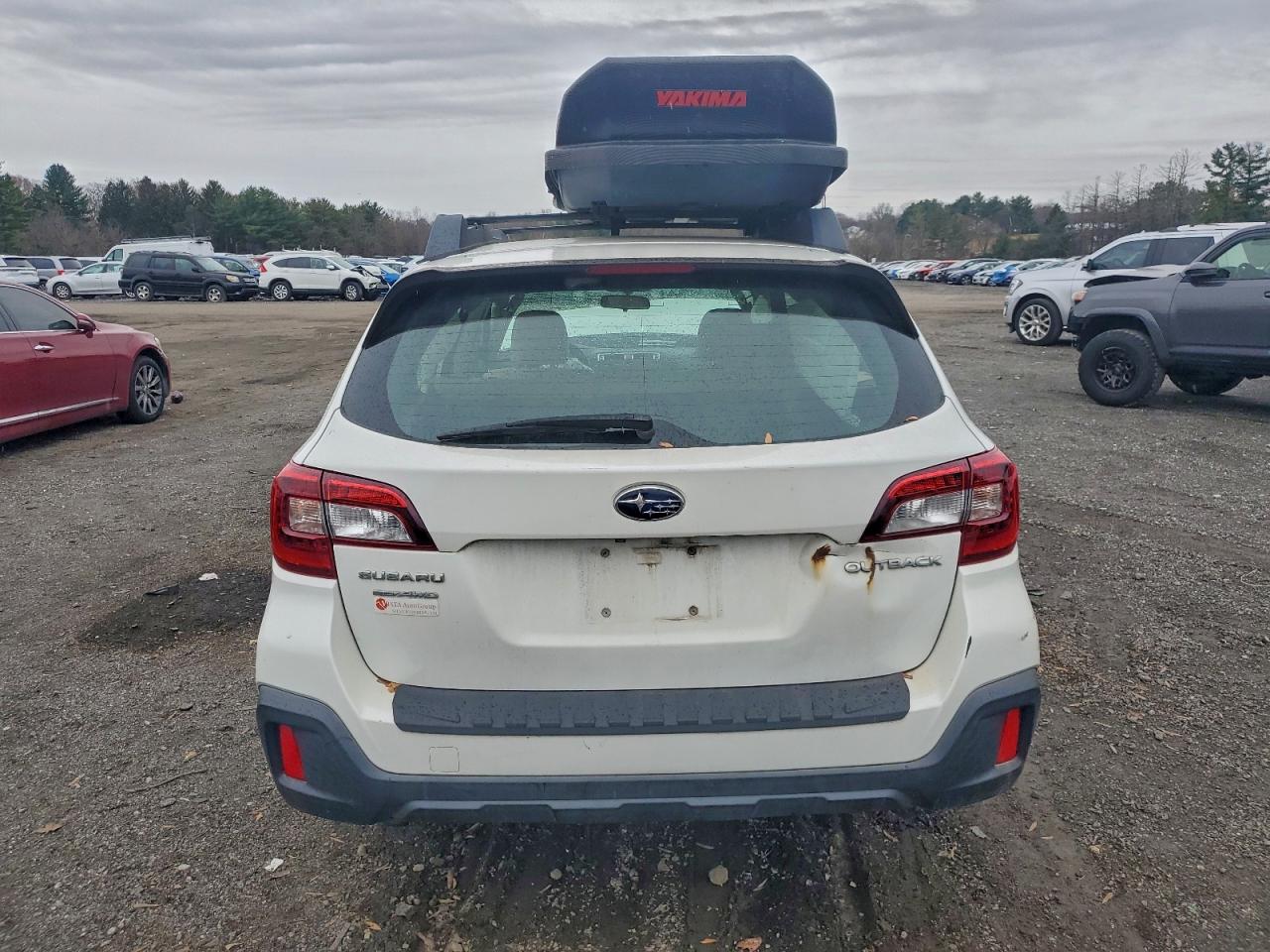 2018 Subaru Outback 2.5I VIN: 4S4BSAAC1J3352615 Lot: 94360765