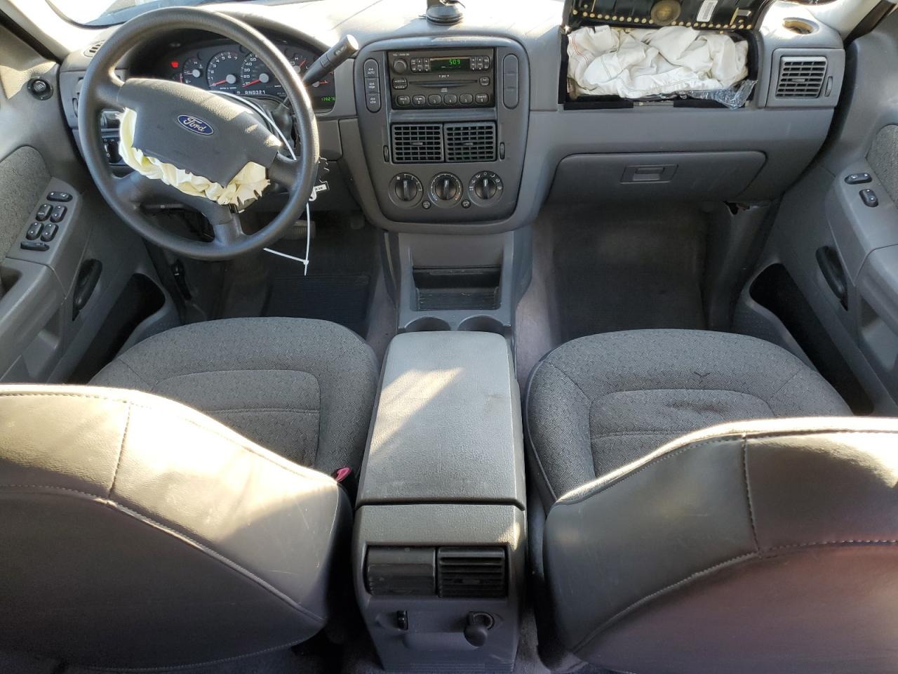 2004 Ford Explorer Xls VIN: 1FMZU72K54ZA73493 Lot: 92523555