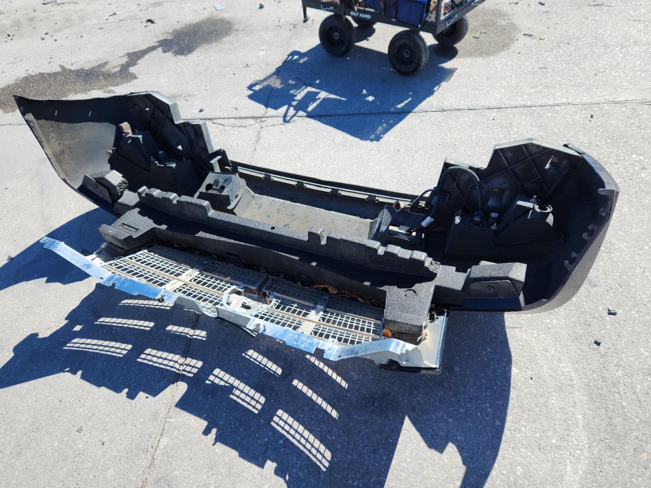 2007 Cadillac Escalade Luxury VIN: 1GYFK63887R161205 Lot: 90792625