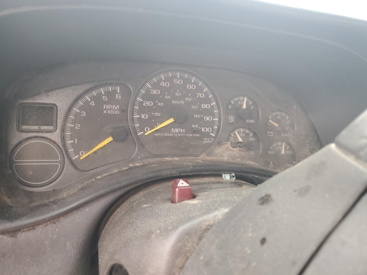 2002 Chevrolet Silverado C1500 VIN: 2GCEC19VX21370834 Lot: 93696665