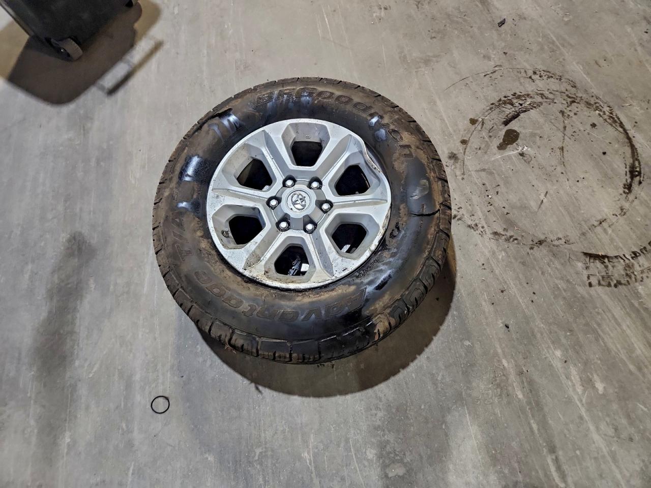 2016 Toyota 4Runner Sr5/Sr5 Premium VIN: JTEBU5JR7G5310162 Lot: 93449265