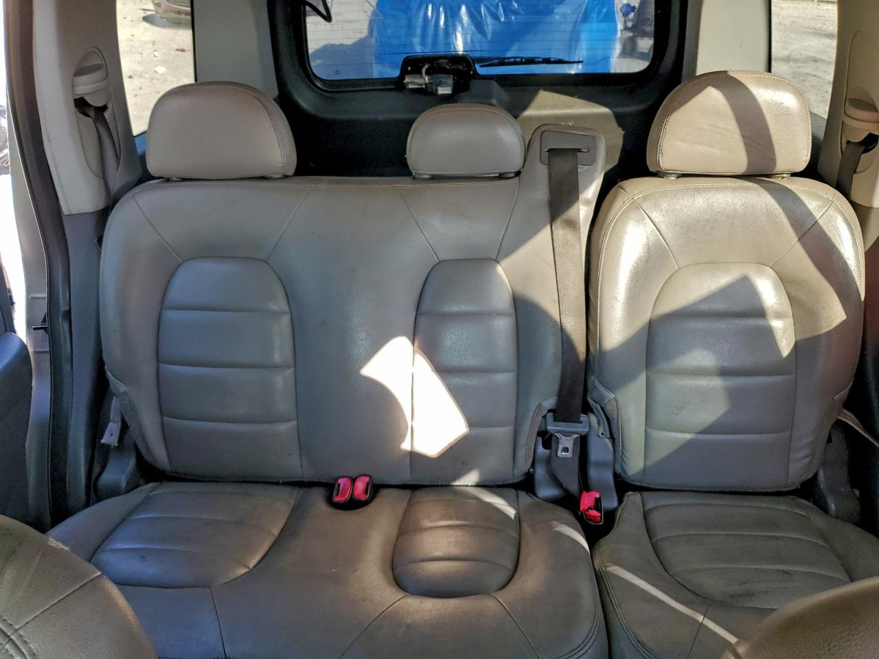 2004 Ford Explorer Xlt VIN: 1FMZU63K94UB32129 Lot: 94245475