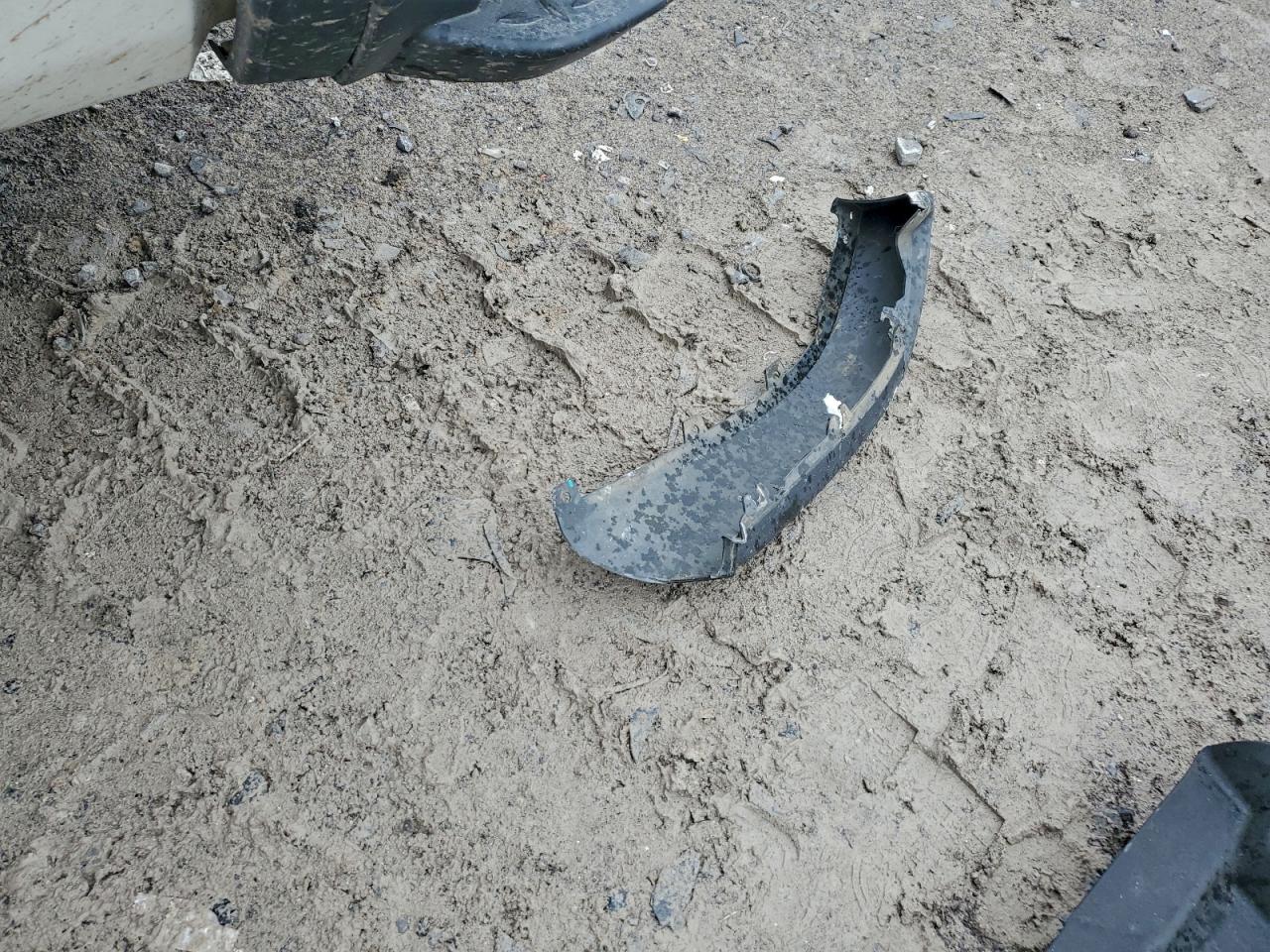 2018 Chevrolet Silverado K1500 Lt VIN: 3GCUKREC9JG293977 Lot: 93040375