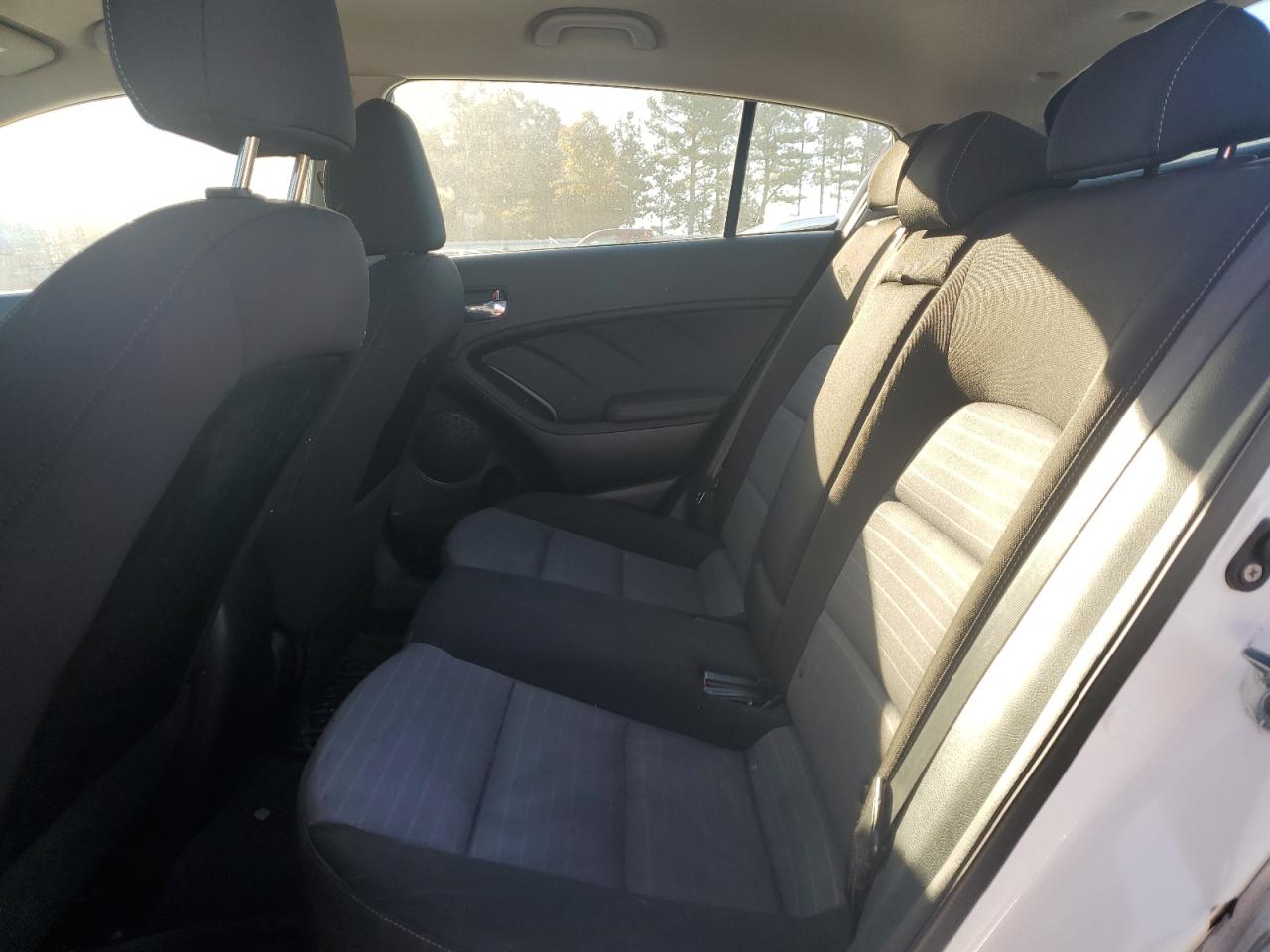 2016 Kia Forte Lx VIN: KNAFK5A83G5617733 Lot: 92265465