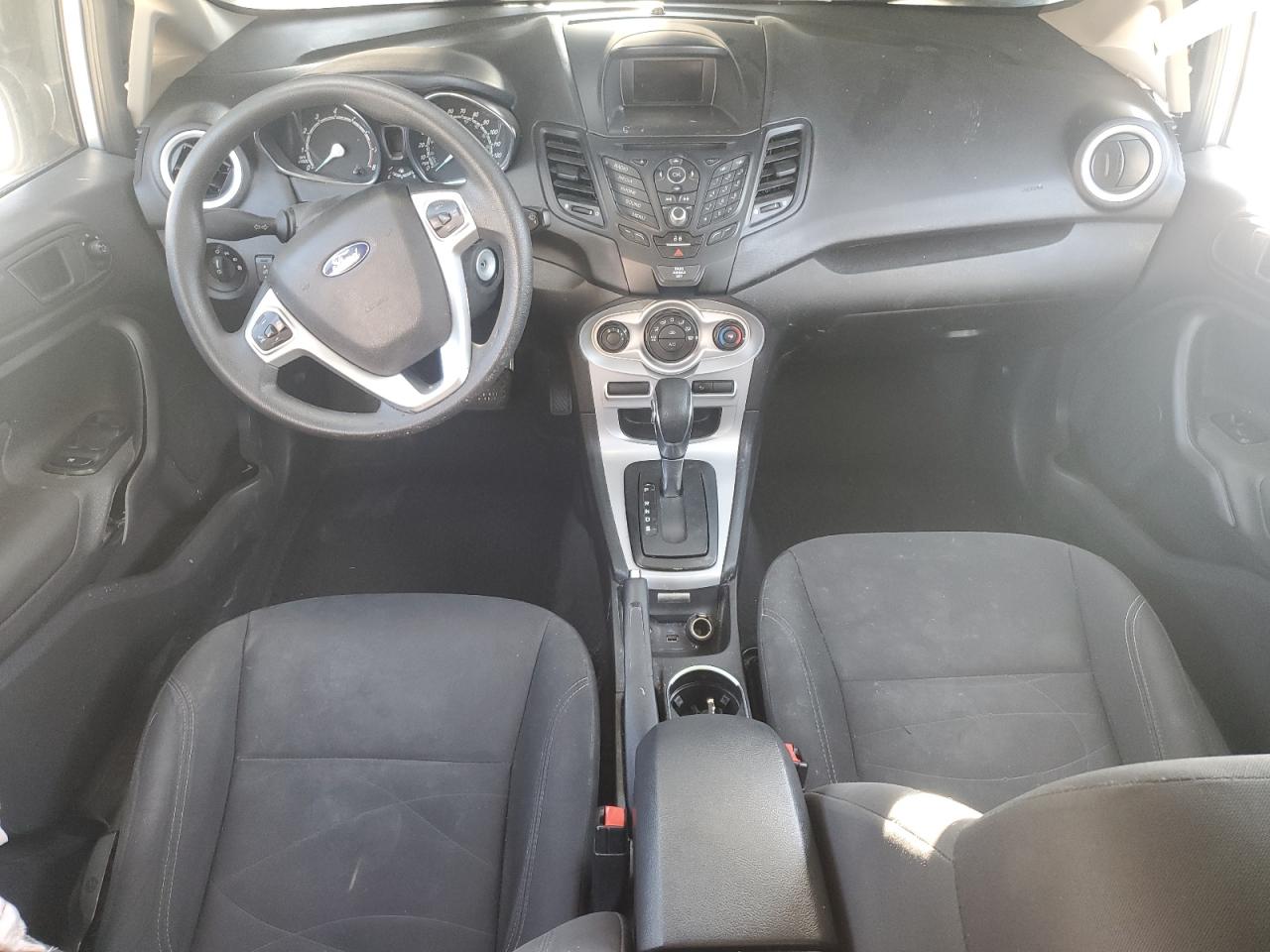 2018 Ford Fiesta Se VIN: 3FADP4EJ9JM112872 Lot: 91867375