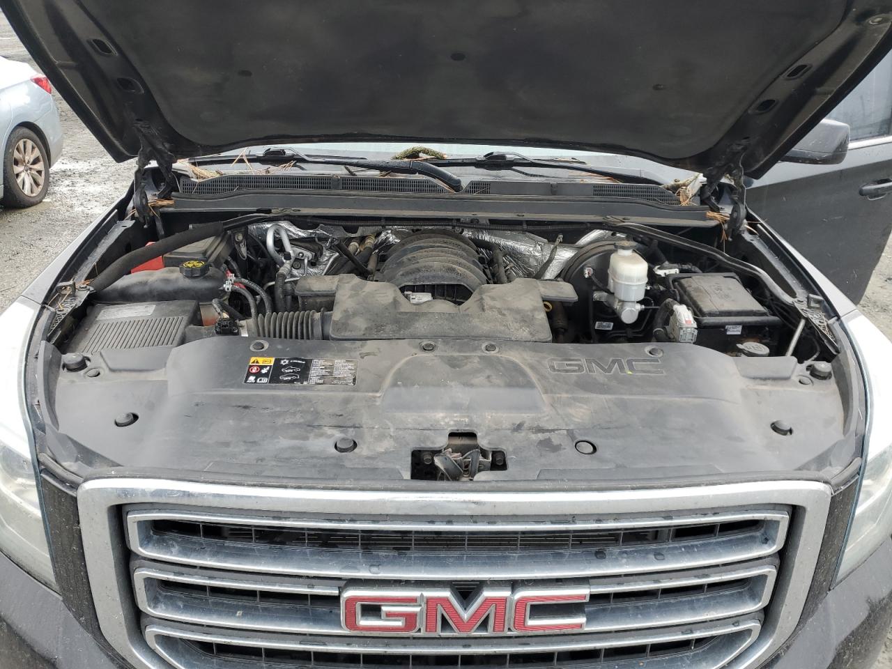 2016 GMC Yukon Xl K1500 Slt VIN: 1GKS2GKC0GR188354 Lot: 92473145