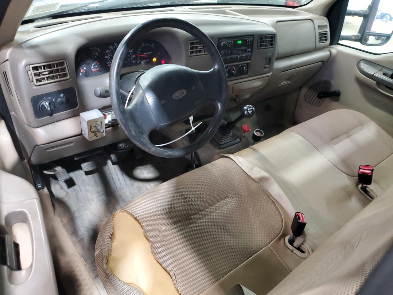 2000 Ford F550 Super Duty VIN: 1FDAF57F0YED22142 Lot: 91647445