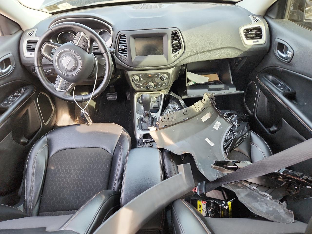 2019 Jeep Compass Latitude VIN: 3C4NJDBB6KT836300 Lot: 91758835