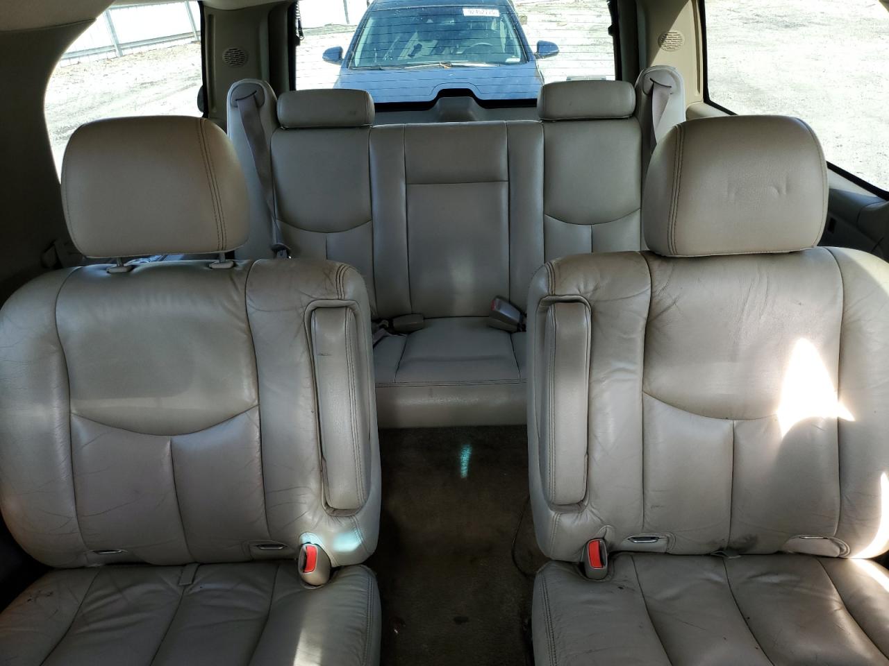 2003 Chevrolet Suburban K1500 VIN: 3GNFK16ZX3G236162 Lot: 92666215