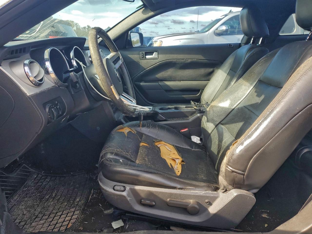 2006 Ford Mustang VIN: 1ZVFT80N665264411 Lot: 93908905