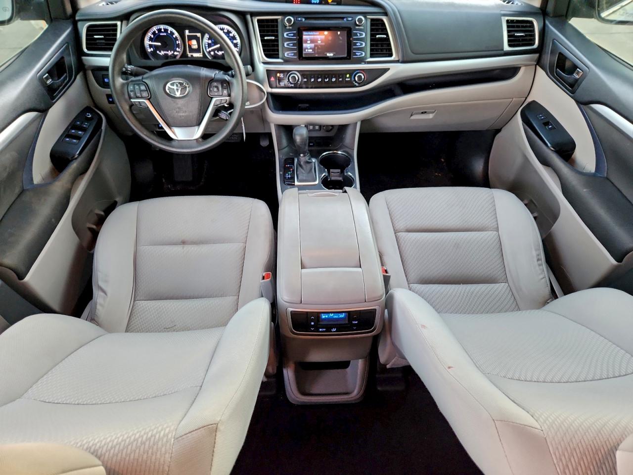 2017 Toyota Highlander Le VIN: 5TDZARFH8HS030698 Lot: 94474265