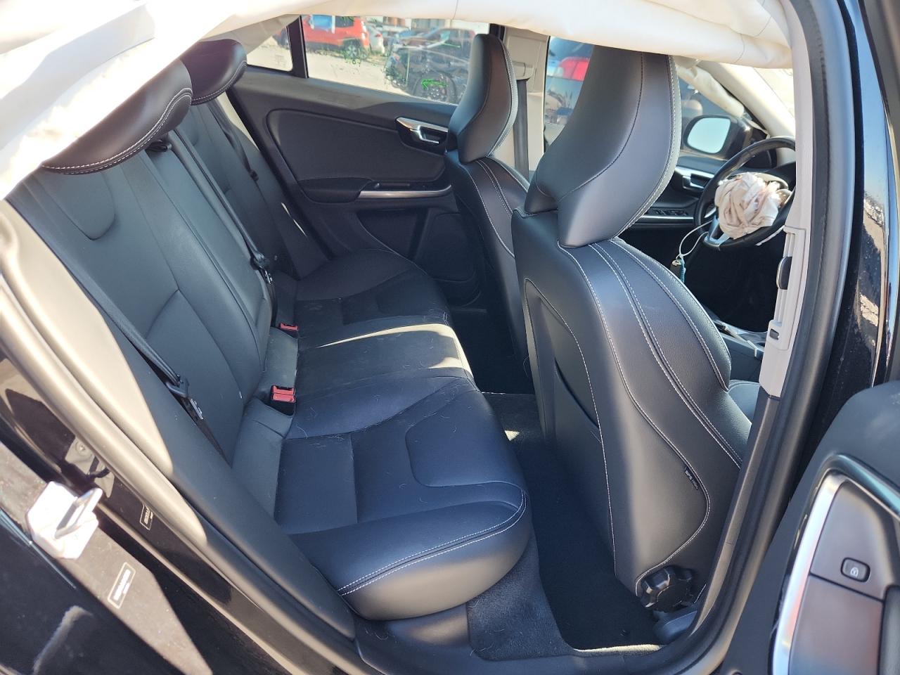 2018 Volvo S60 Dynamic VIN: YV126MFL0J2463000 Lot: 91715515