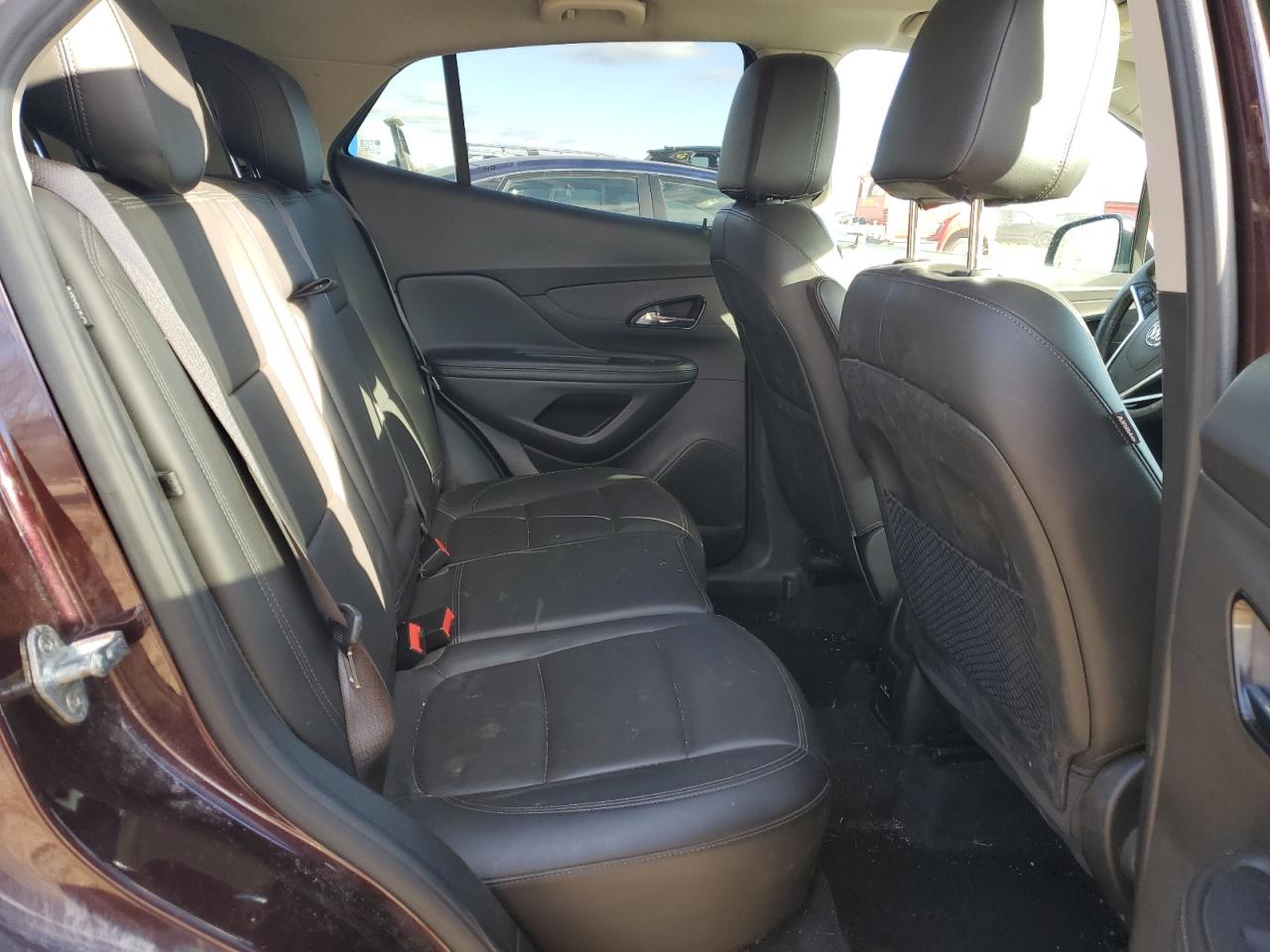 2018 Buick Encore Essence VIN: KL4CJGSB9JB581984 Lot: 93047305