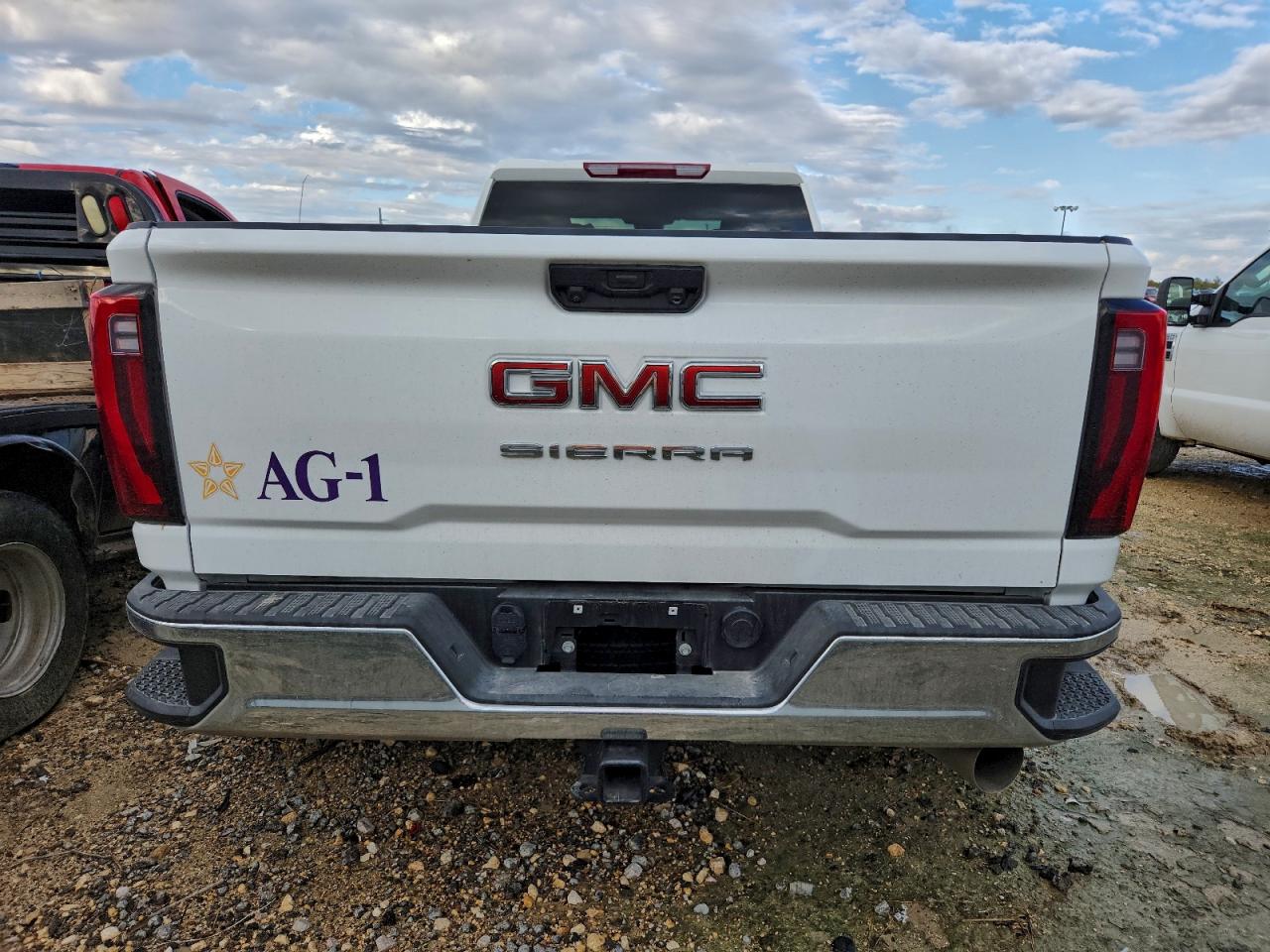 2024 GMC Sierra C3500 VIN: 1GT58PEY9RF431047 Lot: 93750215