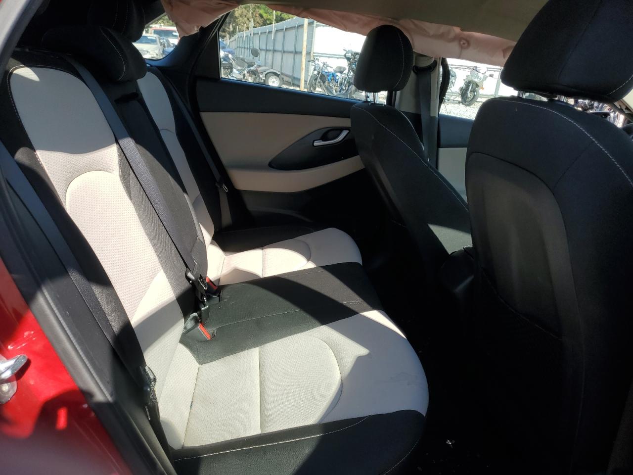 2019 Hyundai Elantra Gt VIN: KMHH35LE0KU117003 Lot: 92866525