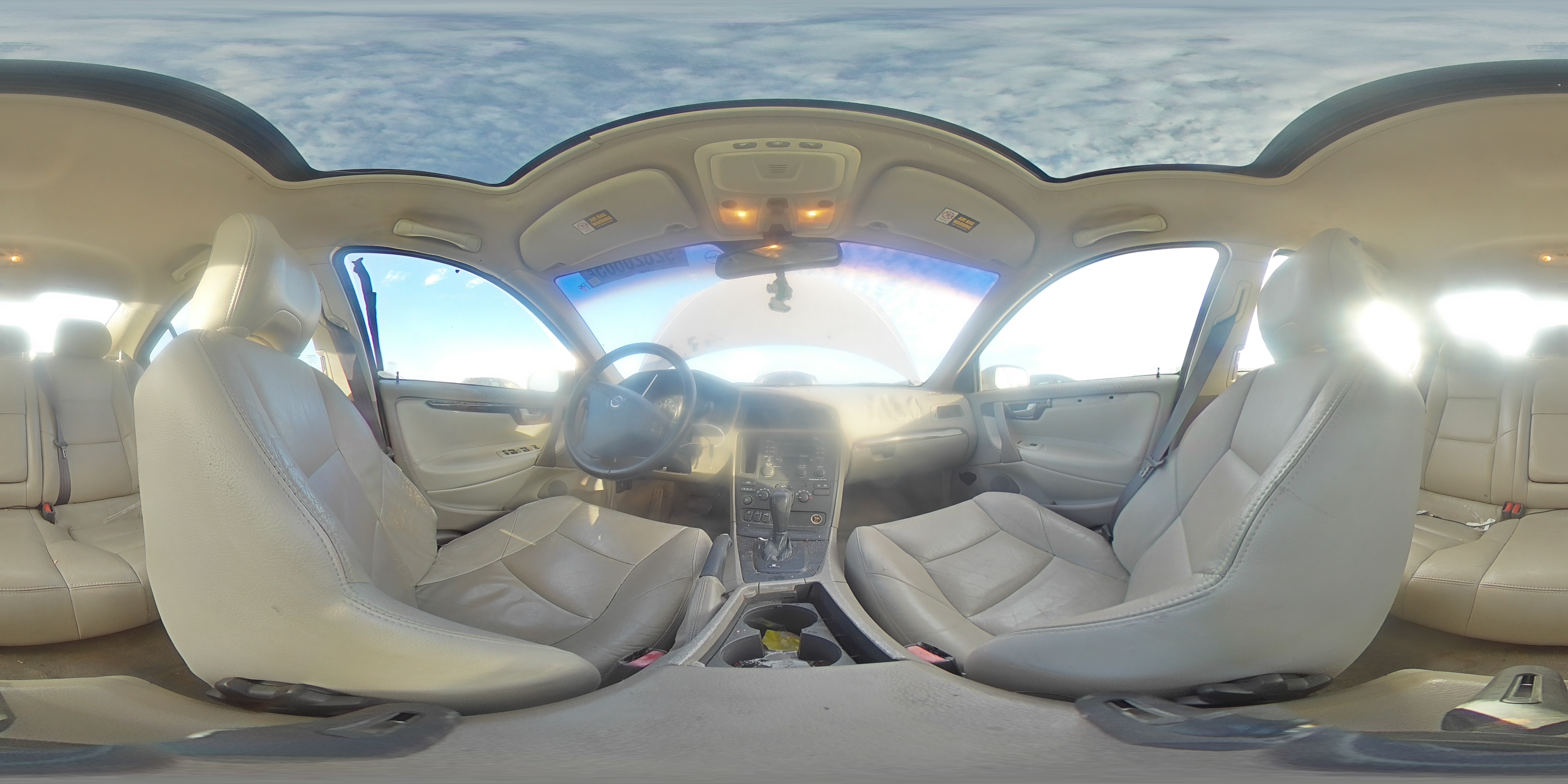 2004 Volvo S60 2.5T VIN: YV1RS59V142419556 Lot: 92820605