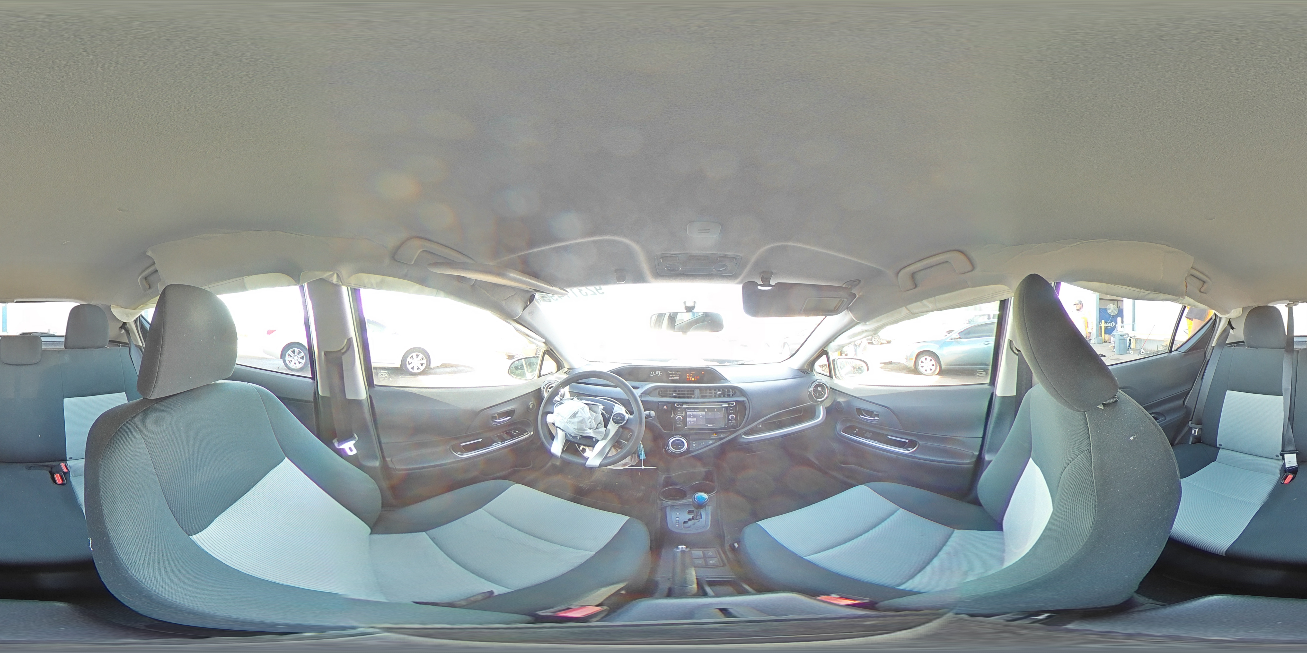 2015 Toyota Prius C VIN: JTDKDTB3XF1098768 Lot: 92311495