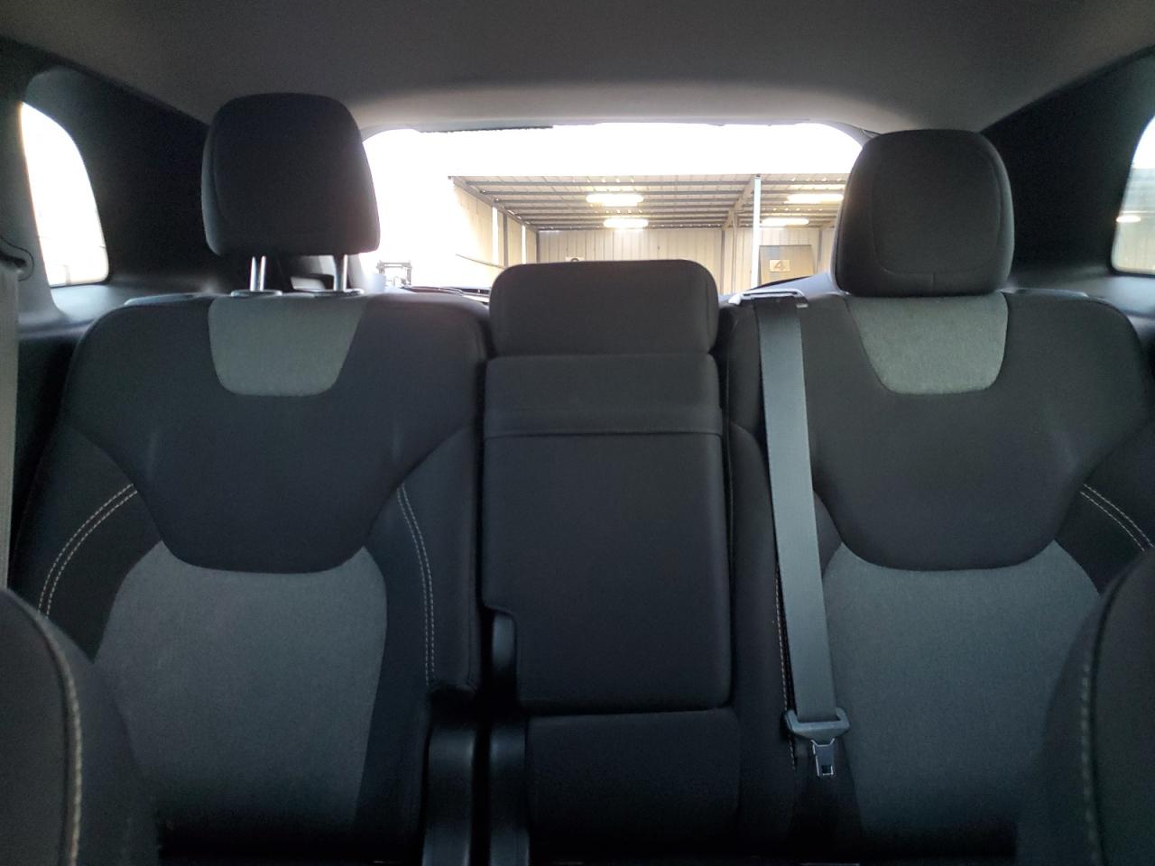 2015 Jeep Cherokee Sport VIN: 1C4PJMAB6FW556726 Lot: 93873435